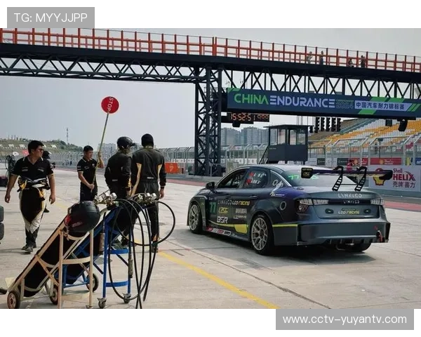 澳门F4正赛:帝雅戈·洛迪古斯凭借最后时刻超车夺冠 澳门F4正赛:帝雅戈·洛迪古斯凭借最后时刻超车夺冠