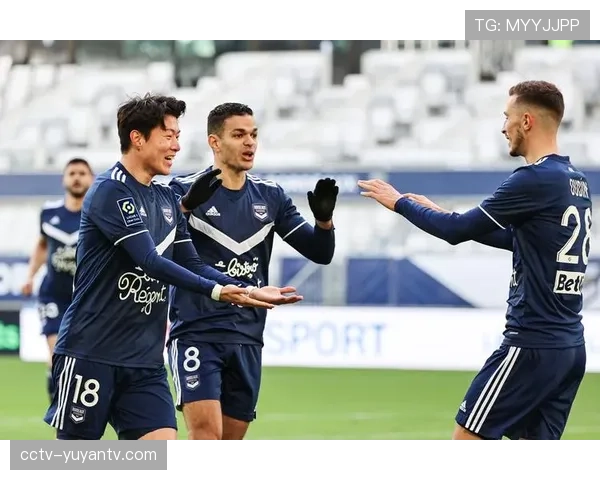 雷恩与波尔多比赛上半场产生四张黄牌，对抗异常激烈